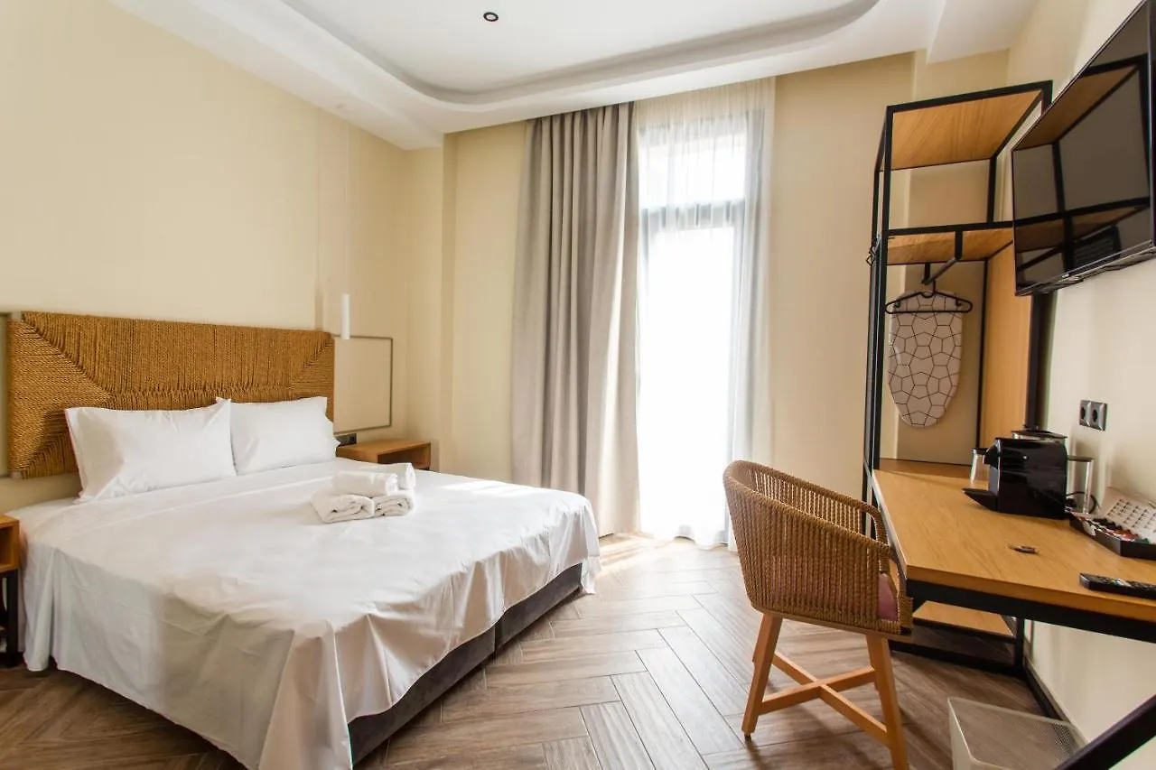 Leone Suites Saloniki 0*,