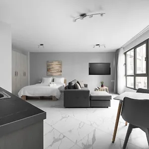 Avenue, Nilie Hospitality Mgmt Apartment